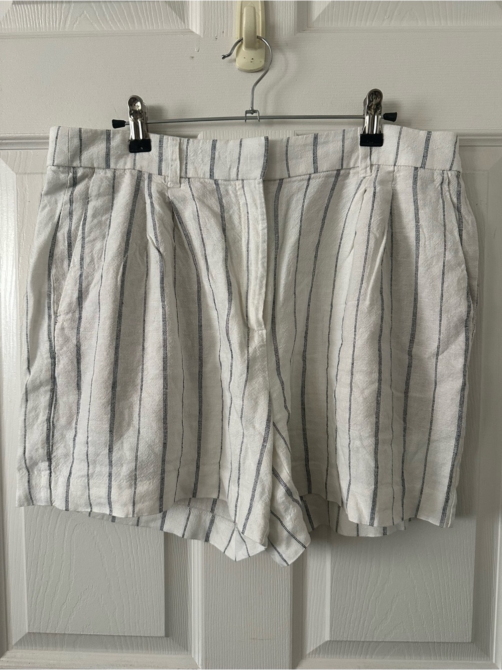 Old Navy White Linen-Blend Shorts with Blue Pinstripes